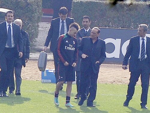 Silvio scende in campo e si riprende il Milan
