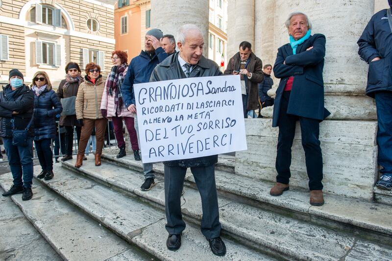 I funerali di Sandra Milo 6