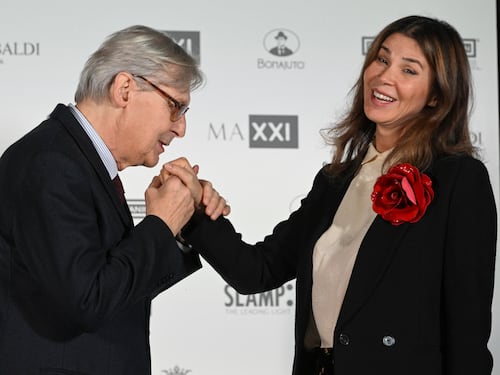 Sabrina, “l’erma colle” di Vittorio Sgarbi