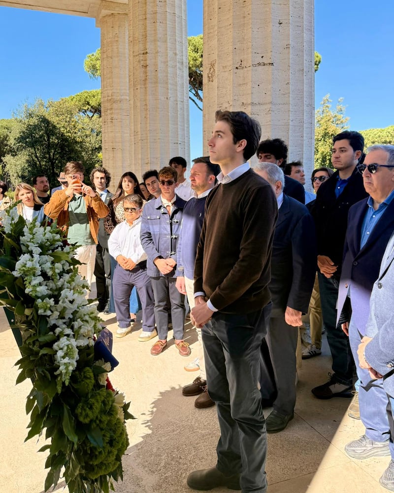L'omaggio dei Giovani di FI ai caduti al Cimitero americano di Nettuno 7