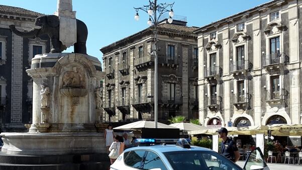 Pregiudicato picchia due poliziotti: un altro caso di aggressione a Catania