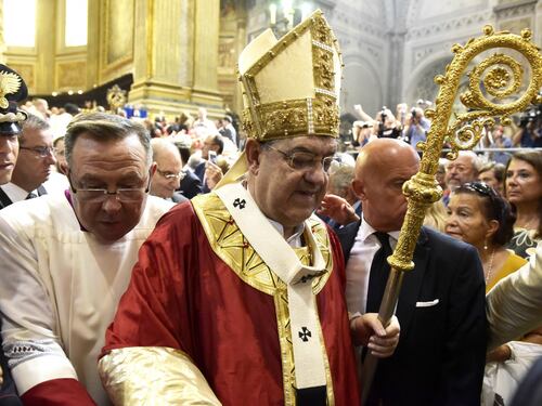 Alla festa di San Gennaro malore per il cardinale Sepe