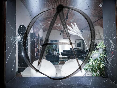 Così Torino è stata vandalizzata dagli anarchici