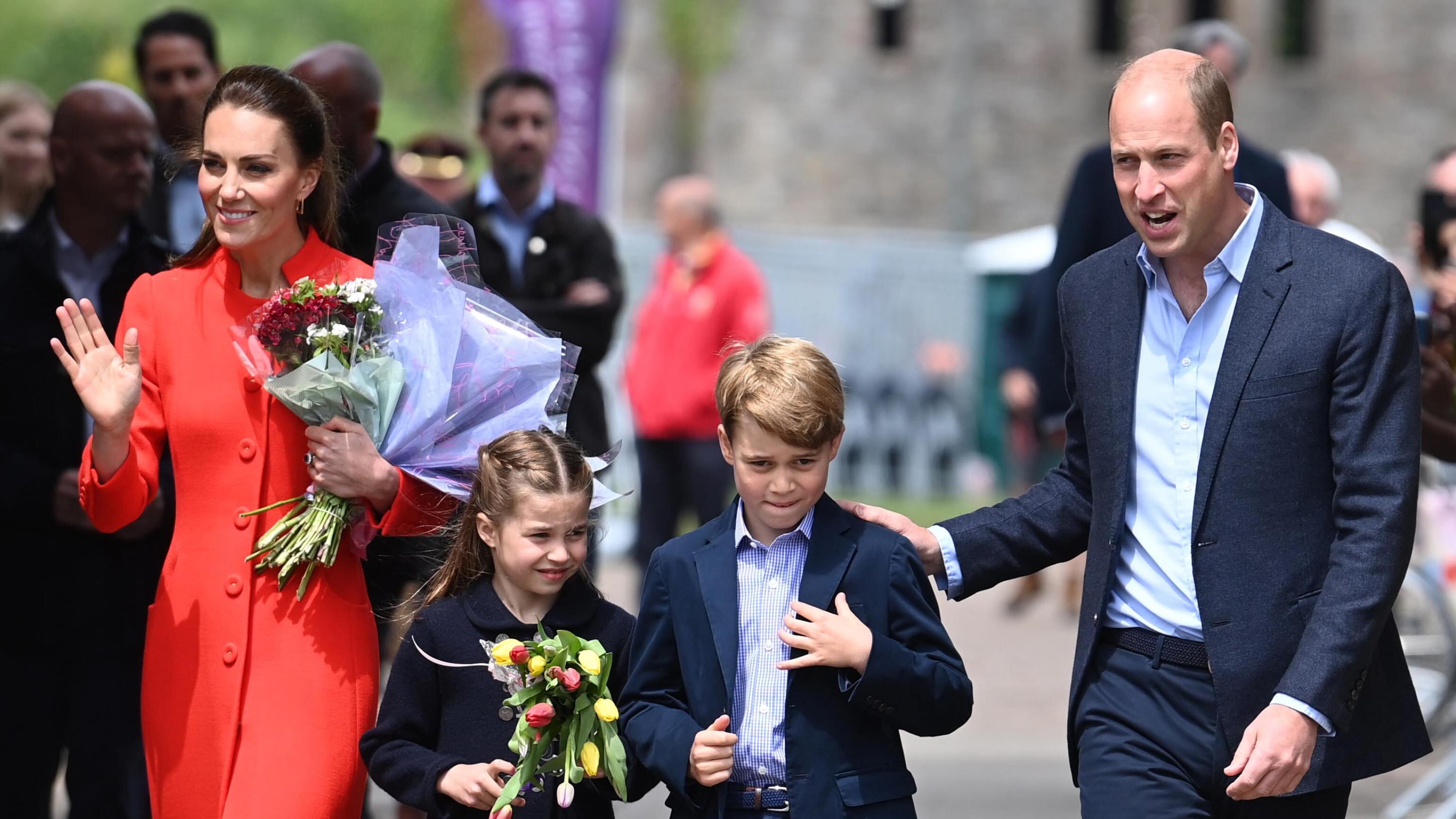 Bullismo a corte: dalle accuse a Meghan ai problemi di Carlo, George e Kate