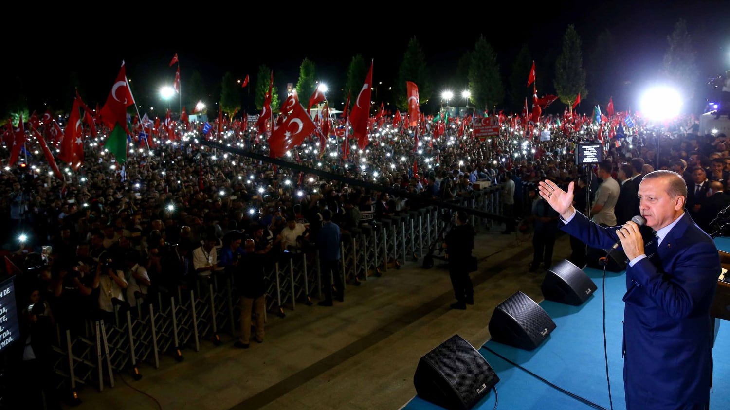 640 chili di esplosivo al cimitero per uccidere l'uomo di Erdogan