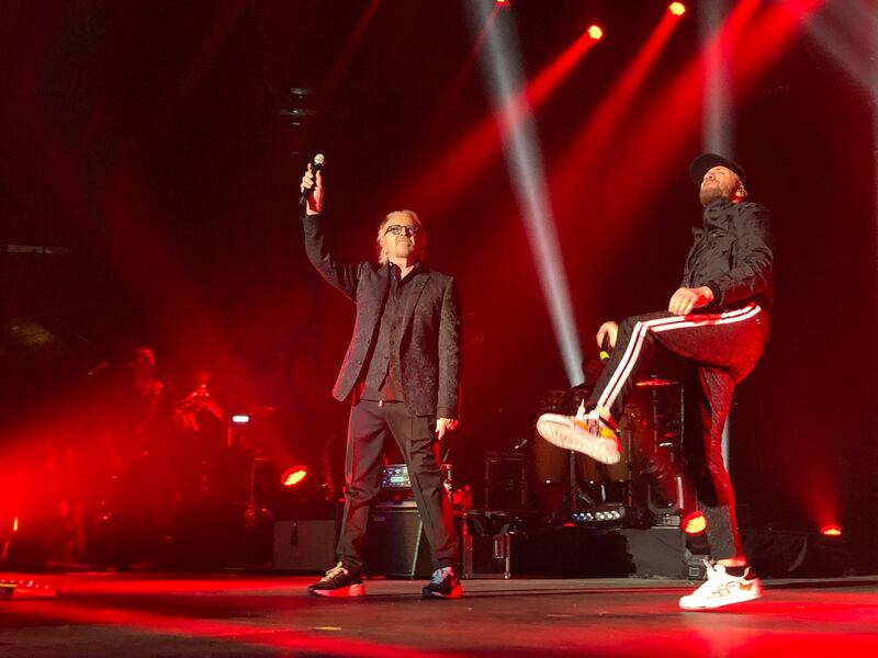 Raf e Tozzi tutte le hit in tour e pubblico scatenato 2
