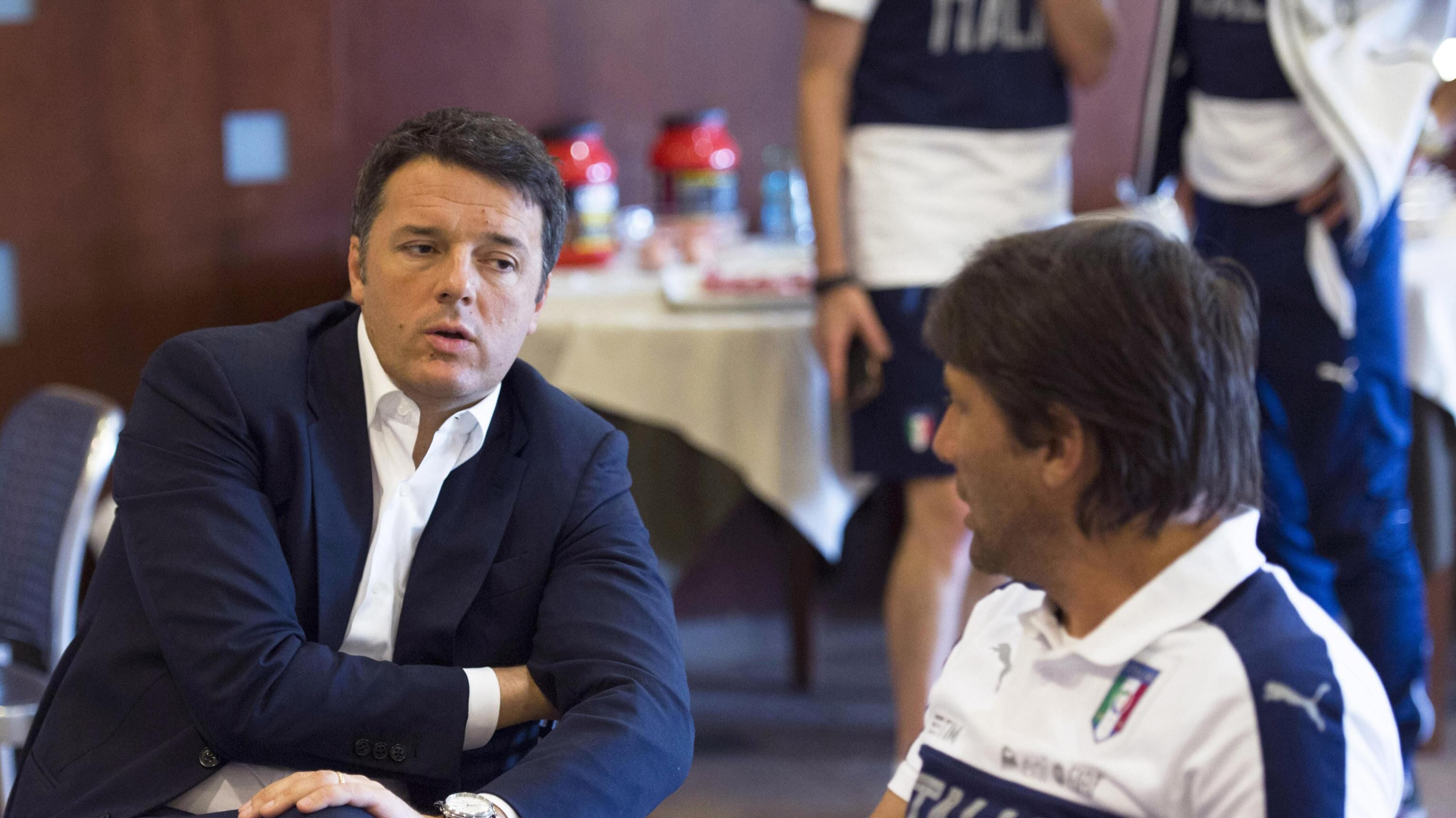 Il tracollo del Pd renziano. E lui prova a sminuire il voto