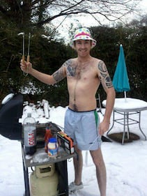Nudi sulla neve per beneficienza 3