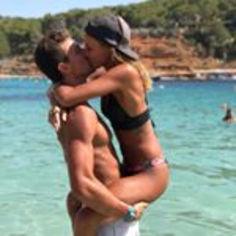 Lady Caldara incanta sui social: le foto della fidanzata del difensore del Milan 2