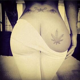 Rihanna hot per i suoi fan 16
