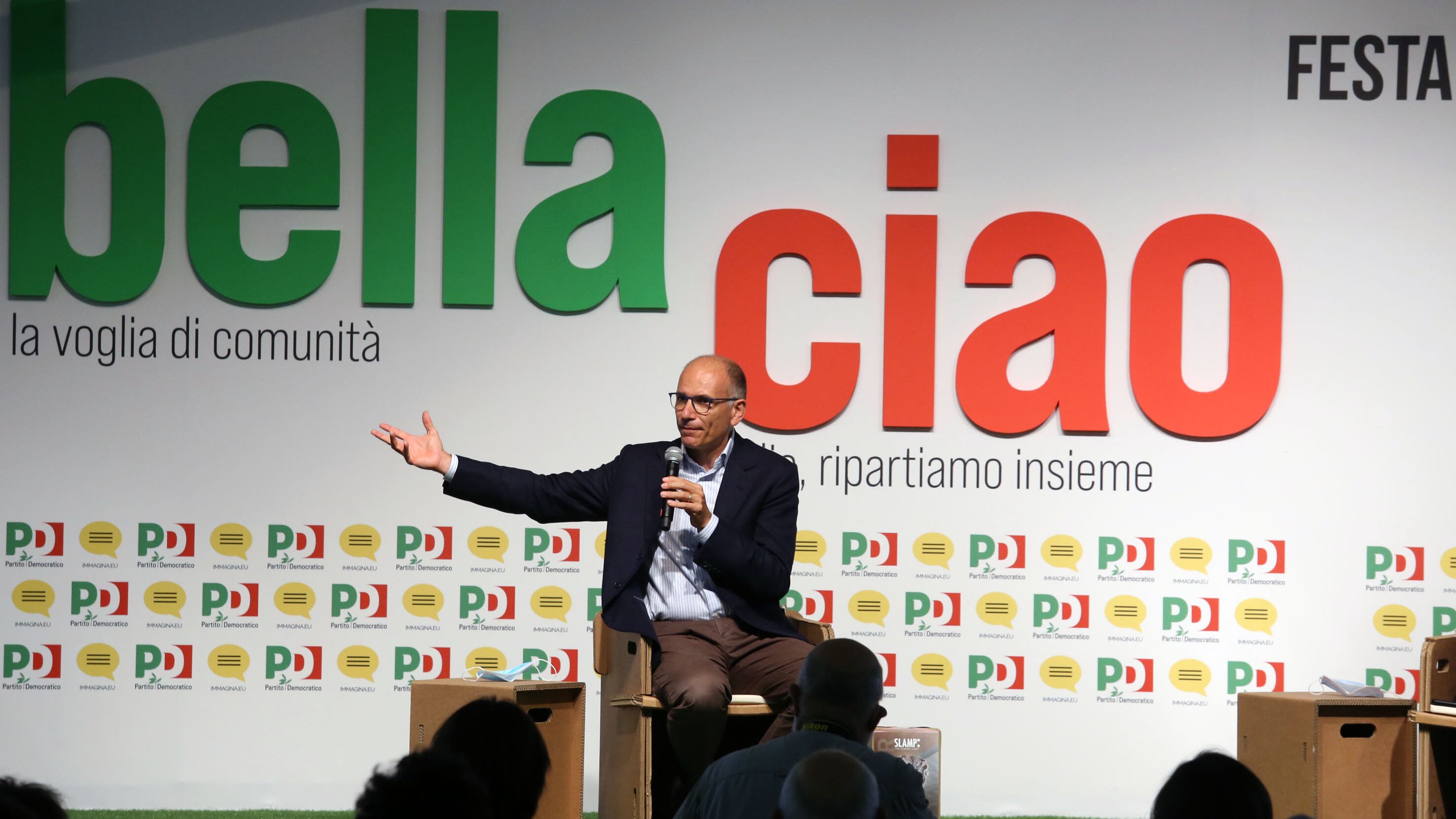"Lega retrograda". Letta insulta e rilancia il ddl Zan