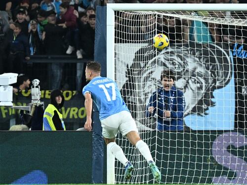 La Lazio batte la Fiorentina all'ultimo respiro: decide un rigore di Immobile