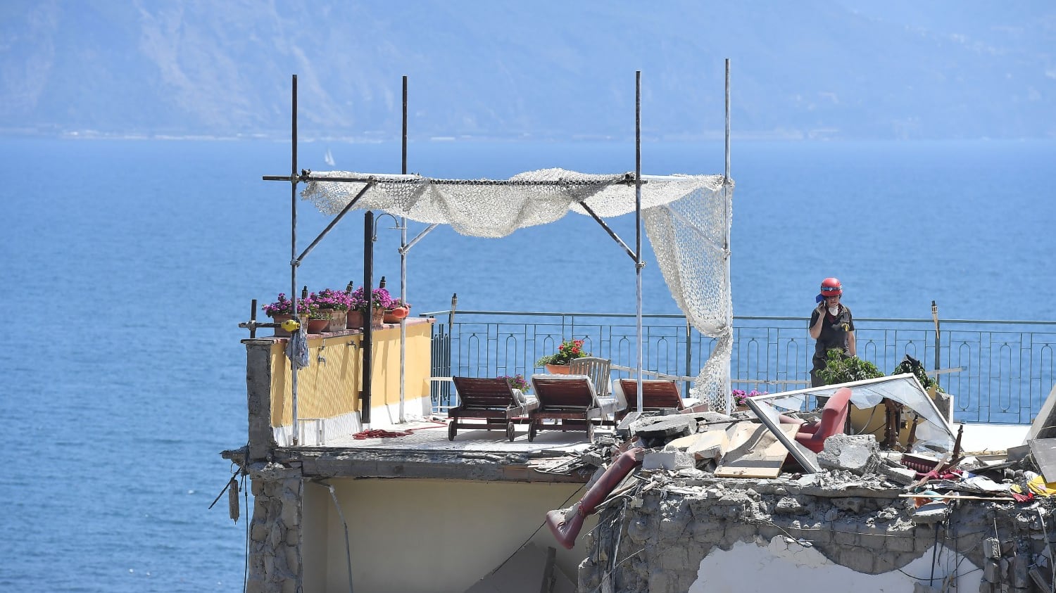 Vecchie, fragili e abusive Nell'Italia che va in pezzi a rischio 6 milioni di case