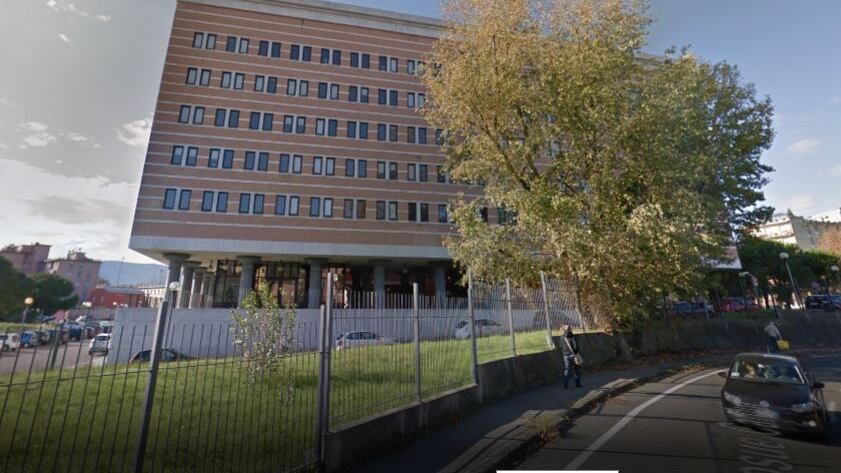 Diffamare il proprio dentista su Facebook non è reato