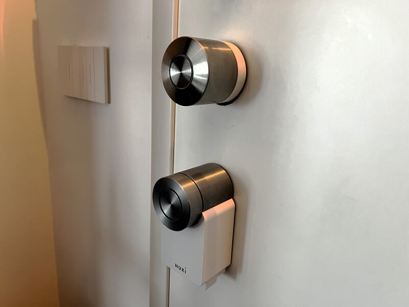 Nuki Lock Ultra vs 