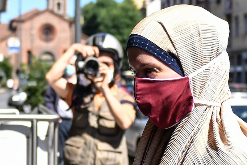 Silvia Romano, prima uscita pubblica dopo la quarantena 1