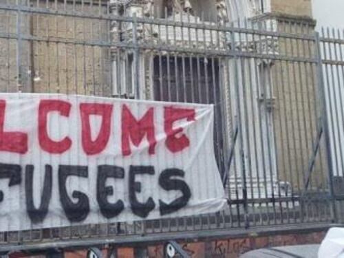 Caos all'Università di Napoli. Corsi gratis ai migranti, test falsati agli studenti