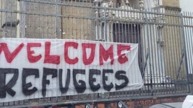 Caos all'Università di Napoli. Corsi gratis ai migranti, test falsati agli studenti