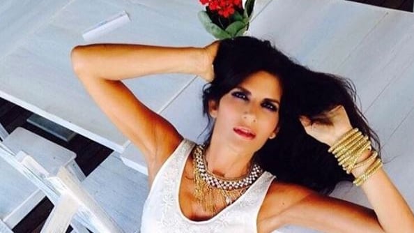 Pamela Prati rinasce a Capri con "la voglia de stravorge er monno"
