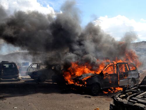 Autobomba a Bab al Hawa, al confine tra Siria e Turchia