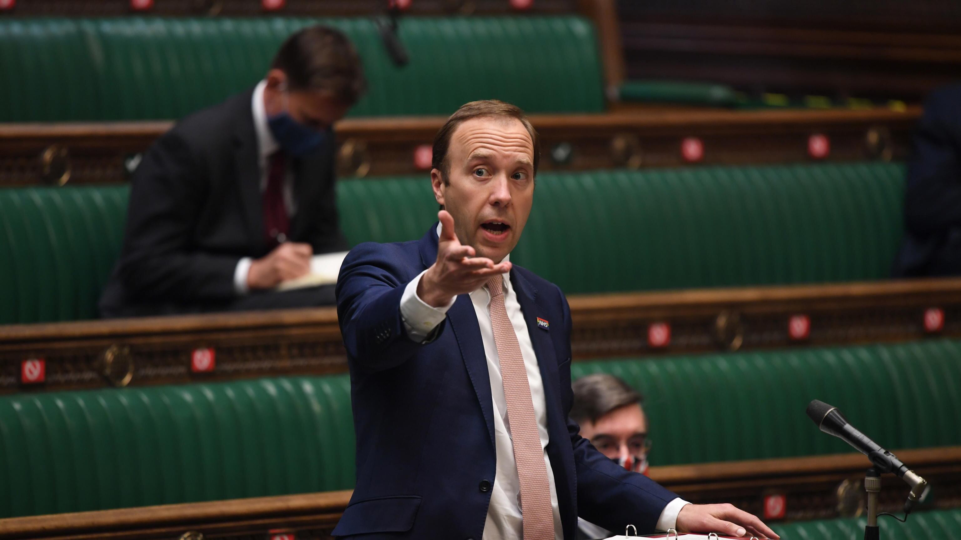 "Dobbiamo spaventare tutti": così il governo inglese voleva gestire il Covid