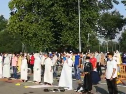 "Sì alla festa islamica, ma vietate processioni": scoppia la protesta a Torino