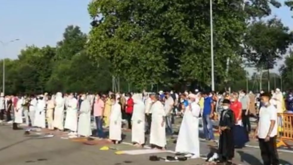 "Sì alla festa islamica, ma vietate processioni": scoppia la protesta a Torino