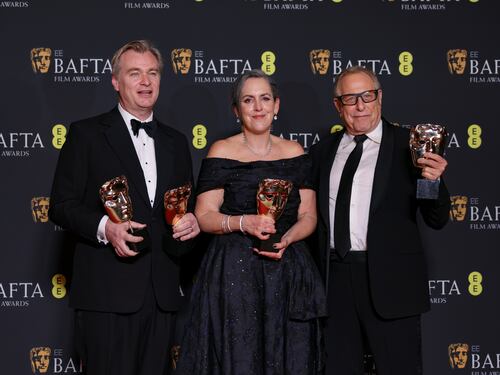 "Oppenheimer" trionfa con sette Bafta. Emma Stone la miglior attrice