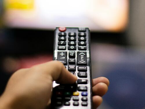 Transizione tv: al "flop" del digitale a singhiozzo, rimedia il satellite