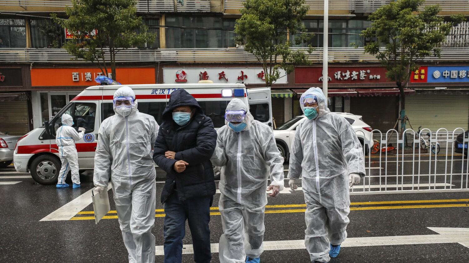 Virus cinese, allarme per i contagi senza sintomi
