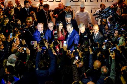 Musica e brindisi a Casa Sanremo, gli artisti in gara al Festival al party organizzato al Palafiori| 11
