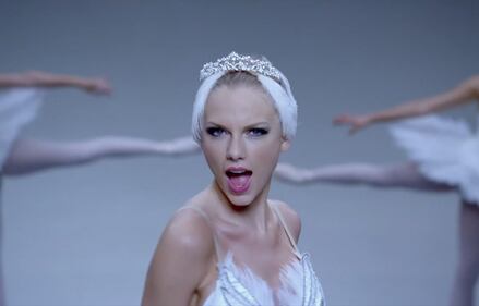 Taylor Swift con un tweet sbaraglia Apple 29