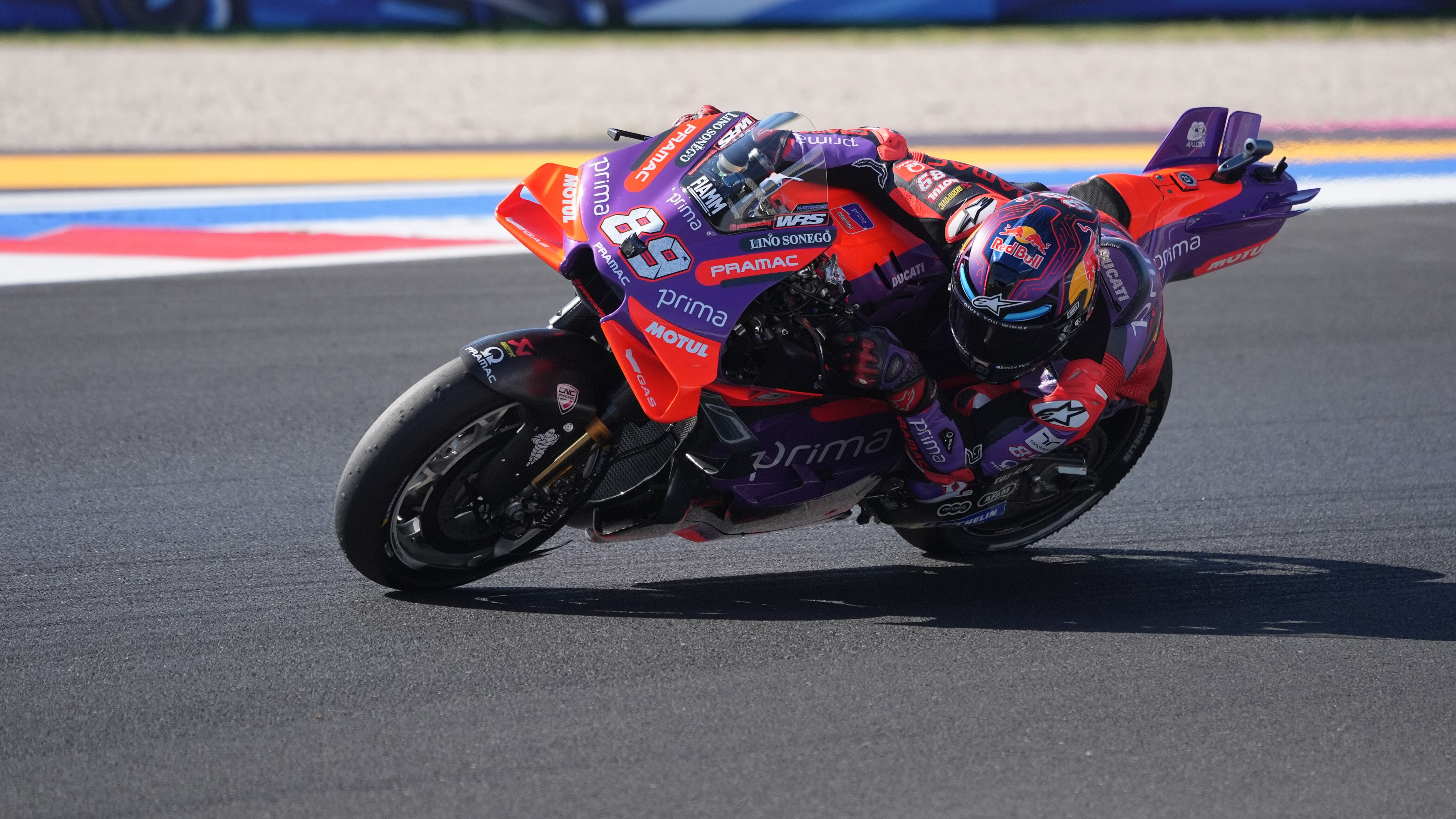 MotoGP, Jorge Martin si impone nella Sprint Race di Misano