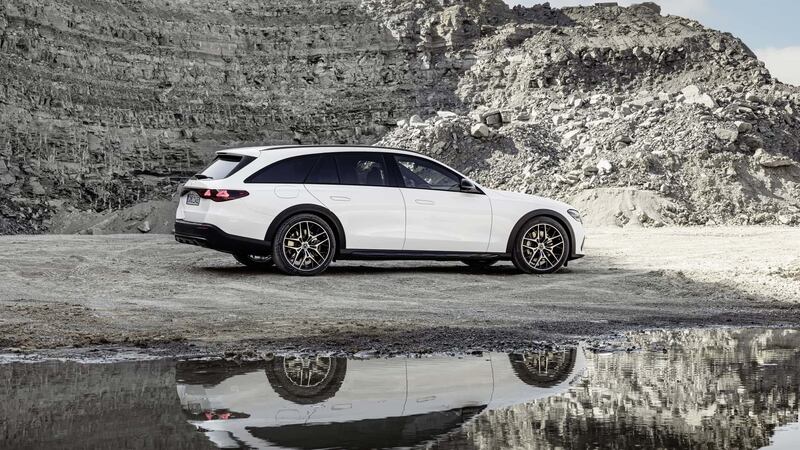 Mercedes Classe E All-Terrain, guarda tutte le foto 3