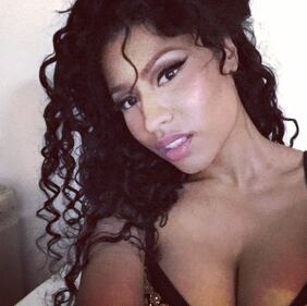 Nicki Minaj e i leggings trasparenti 9