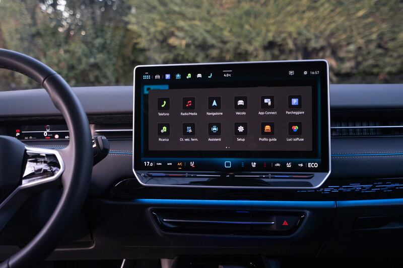 Volkswagen ID.7, primo contatto: guarda la gallery 8