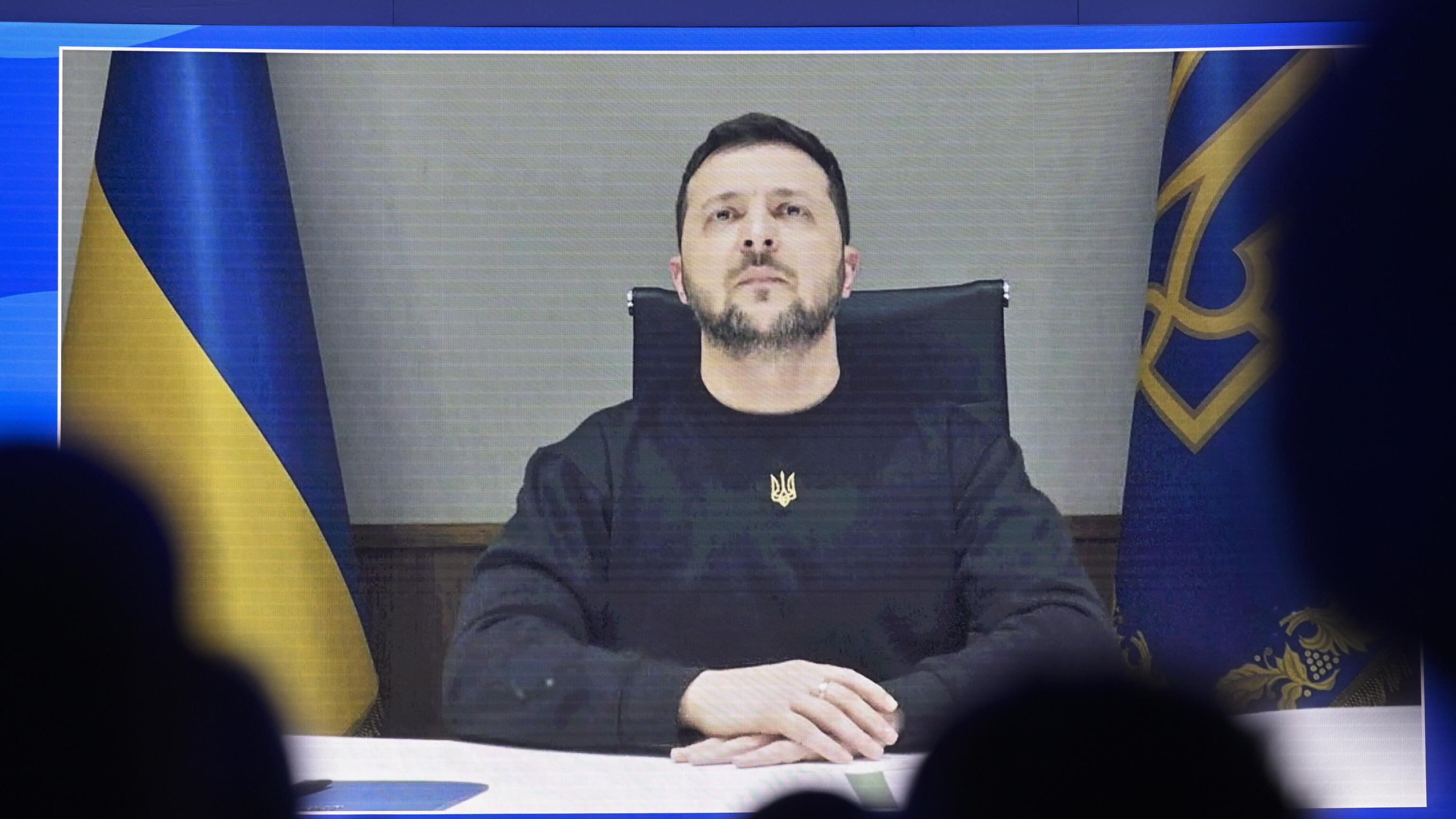 "Tra due anni nell'Ue". "Non così presto": Bruxelles frena l'Ucraina