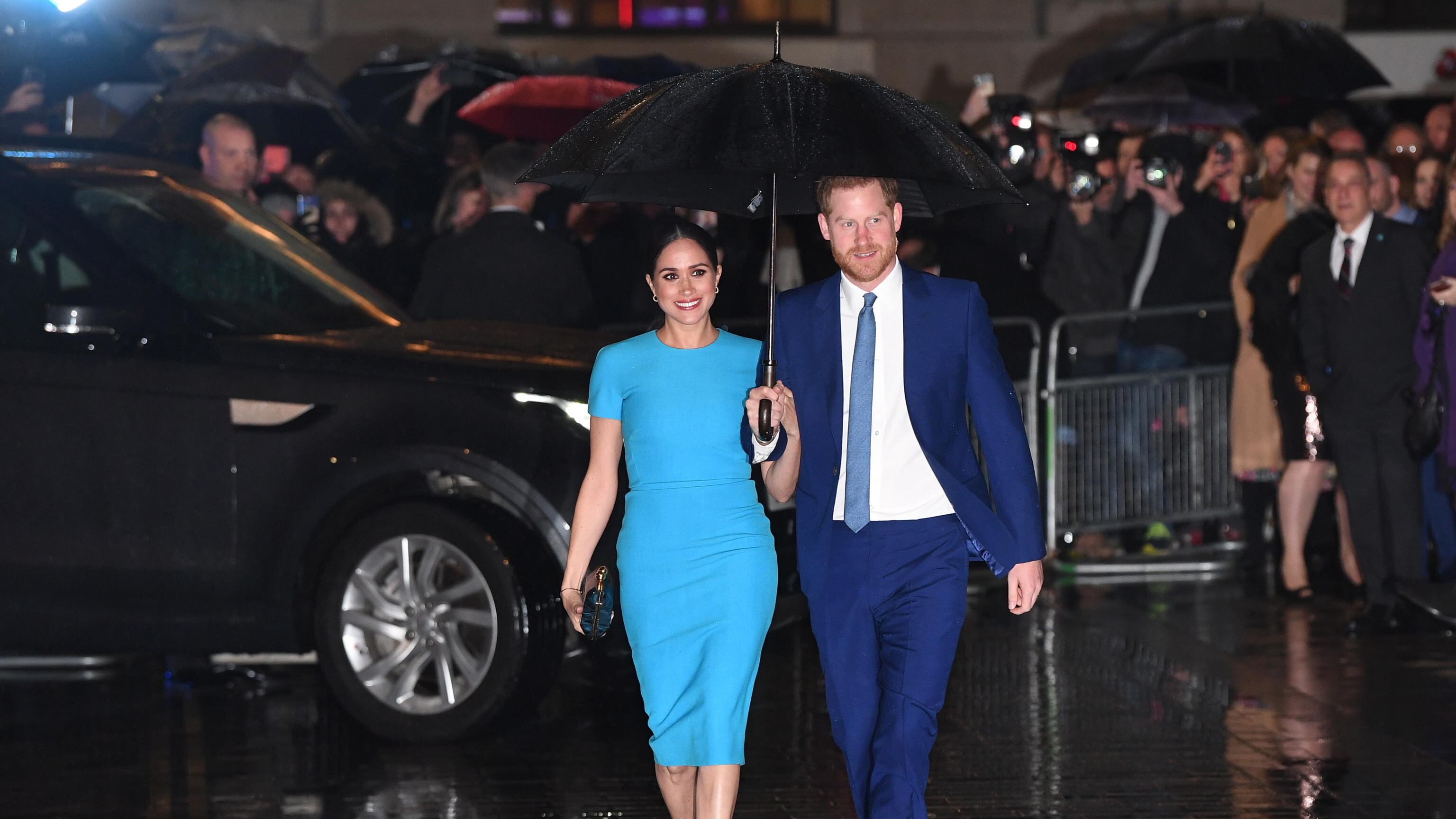 Harry e Meghan divorziano? Il piano di Carlo per liquidare la nuora