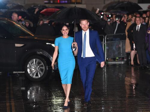 Harry e Meghan divorziano? Il piano di Carlo per liquidare la nuora