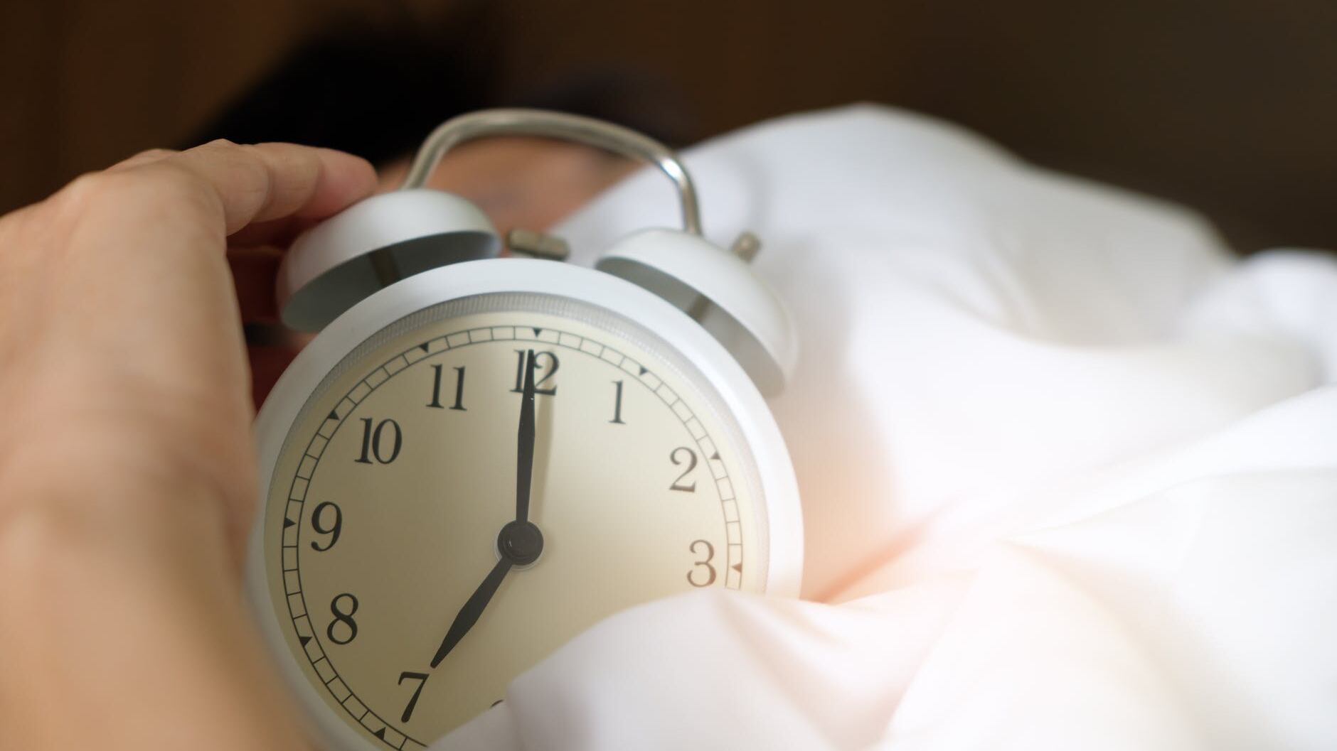 Più sonno (e sogni): pure l'uomo va in letargo d'inverno