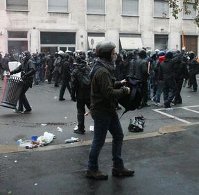 Ecco i volti dei black bloc 7