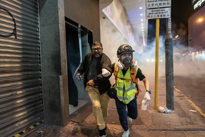 Hong Kong, nuovi scontri durante la vigilia di Natale 6