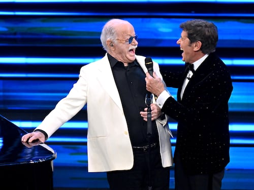 "Ma non fa il dj?". La gustosa gaffe di Gino Paoli con Amadeus