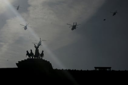 La sfilata delle Forze armate 16