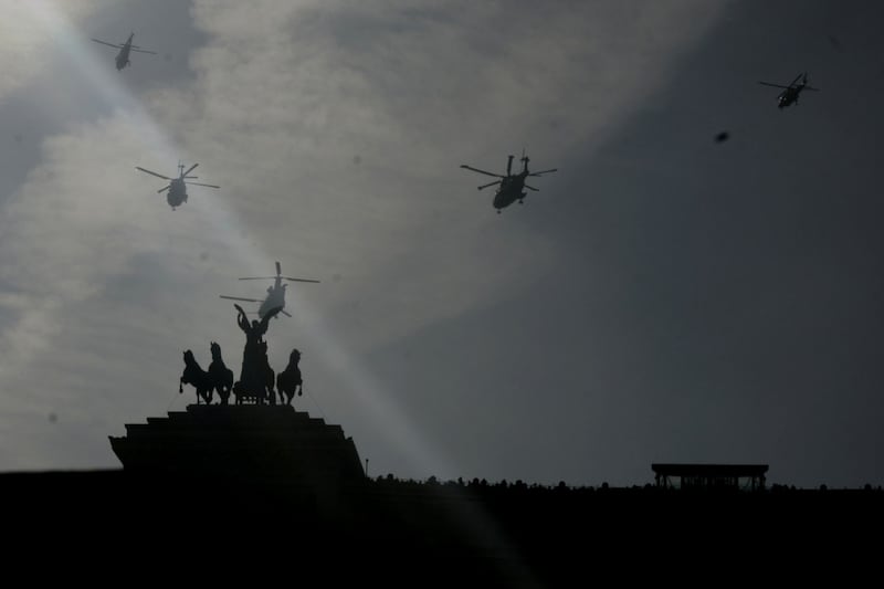 La sfilata delle Forze armate 16