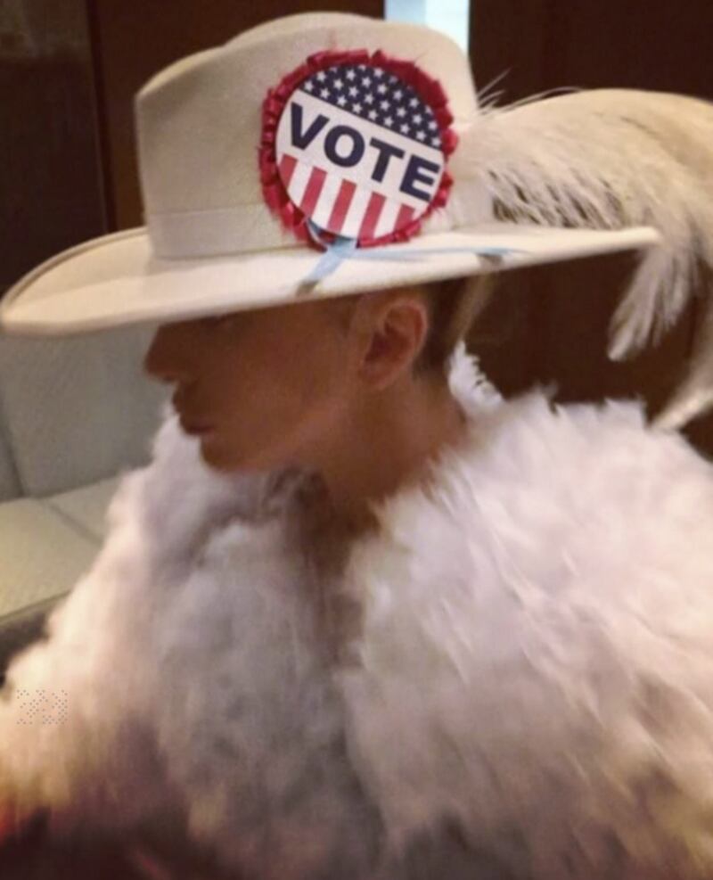 Lady Gaga per Hillary Clinton e le proteste negli Usa 18