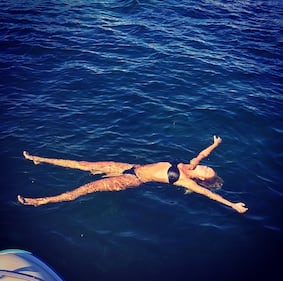 Mercedesz Henger, le foto più sexy 9