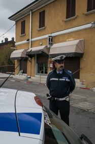 Budrio, il bar assaltato dal ladro 5