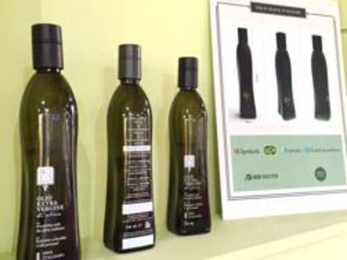 Flow, la bottiglia simbolo dell'olio tutto italiano