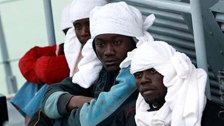 L'Austria prenderà solo 80 profughi al giorno: gli altri arriveranno tutti in Italia?